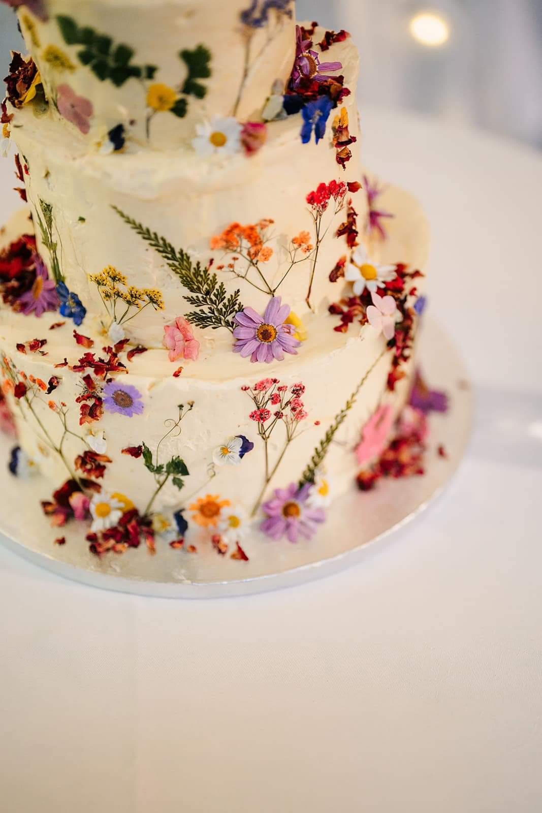 Pressed Flowers — buttercream · petals