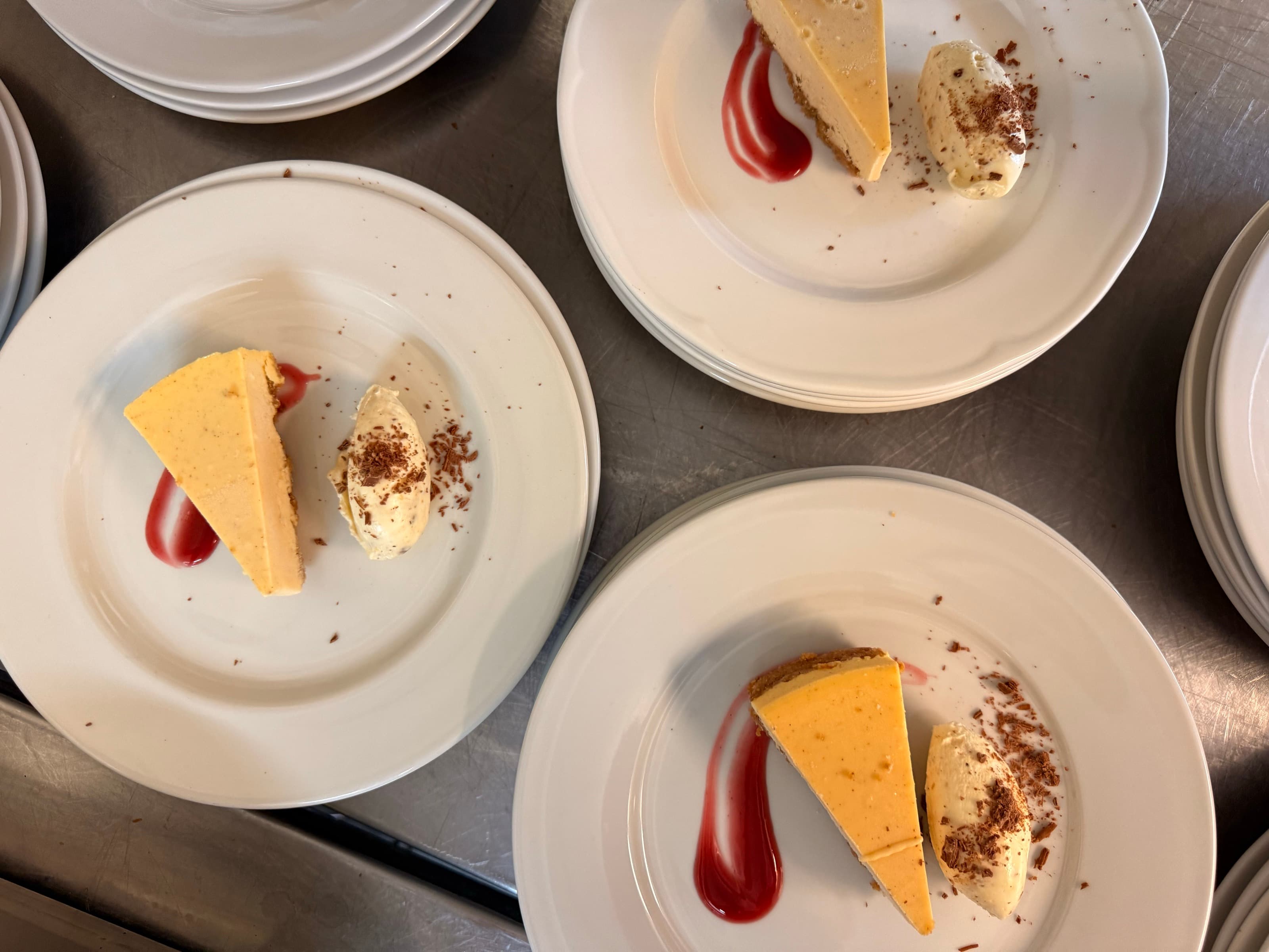 Cheesecake, Plated — rows · service