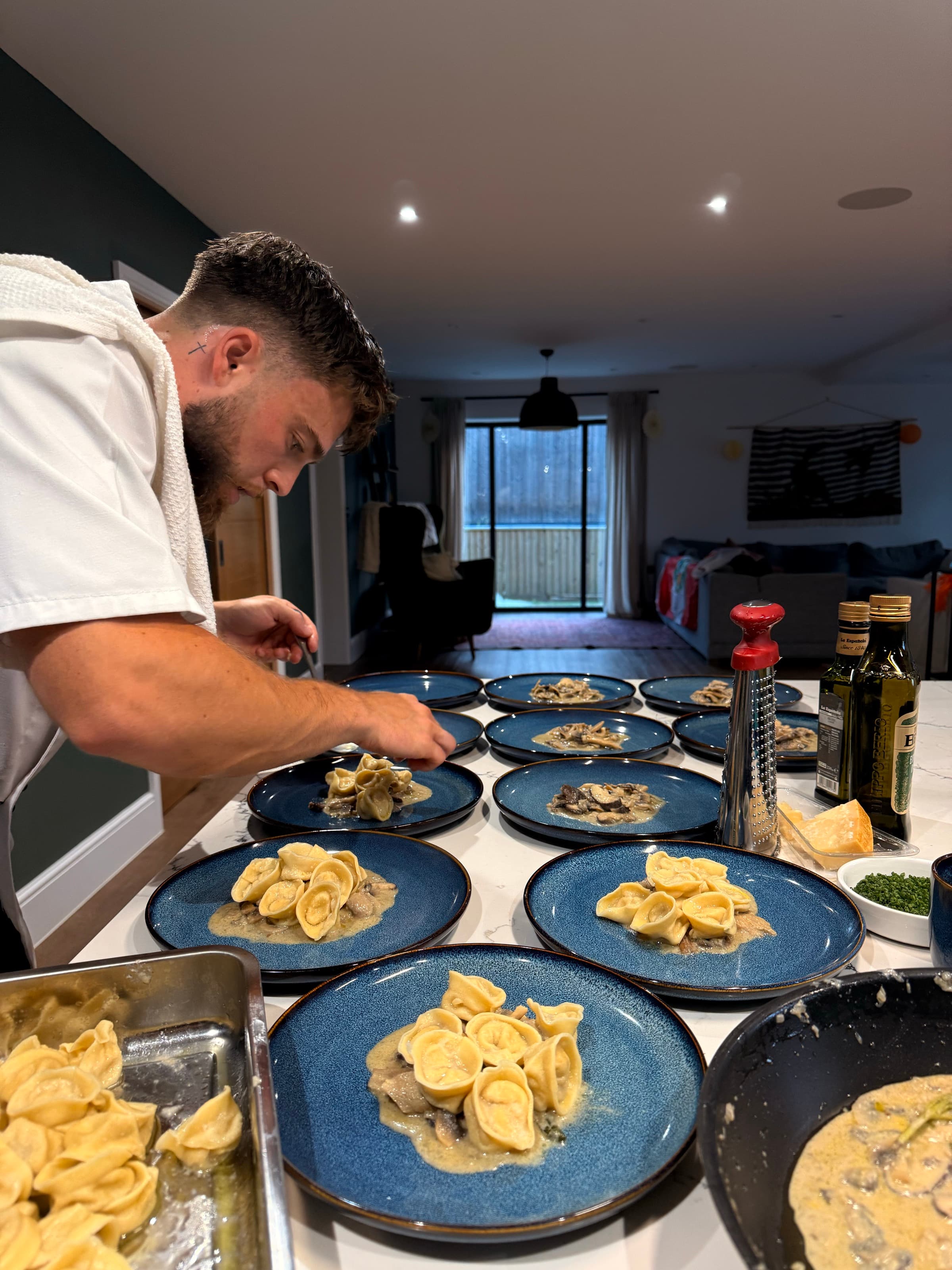 Plating, Evening — pasta · concentration