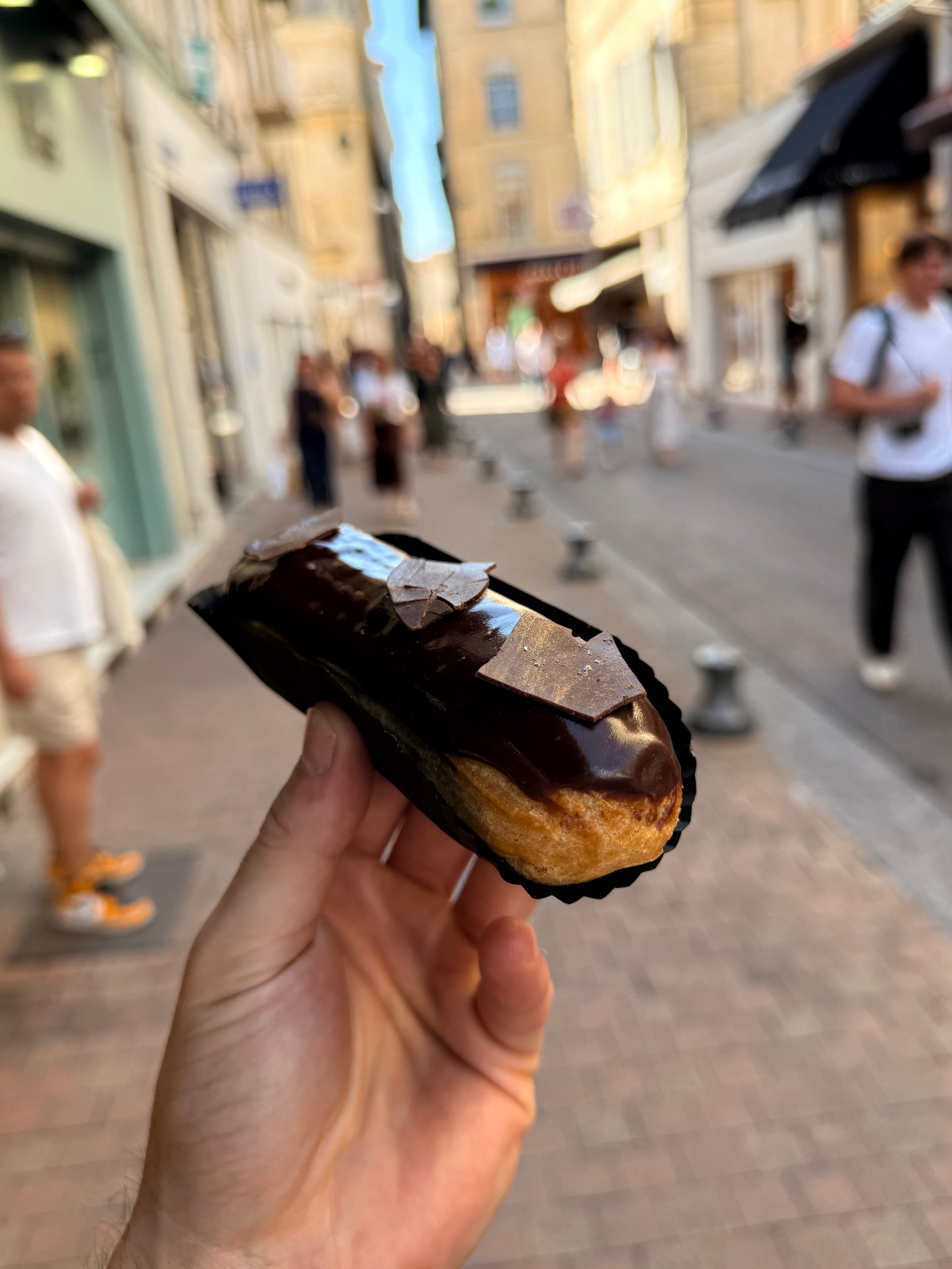 The Eclair — street · chocolate