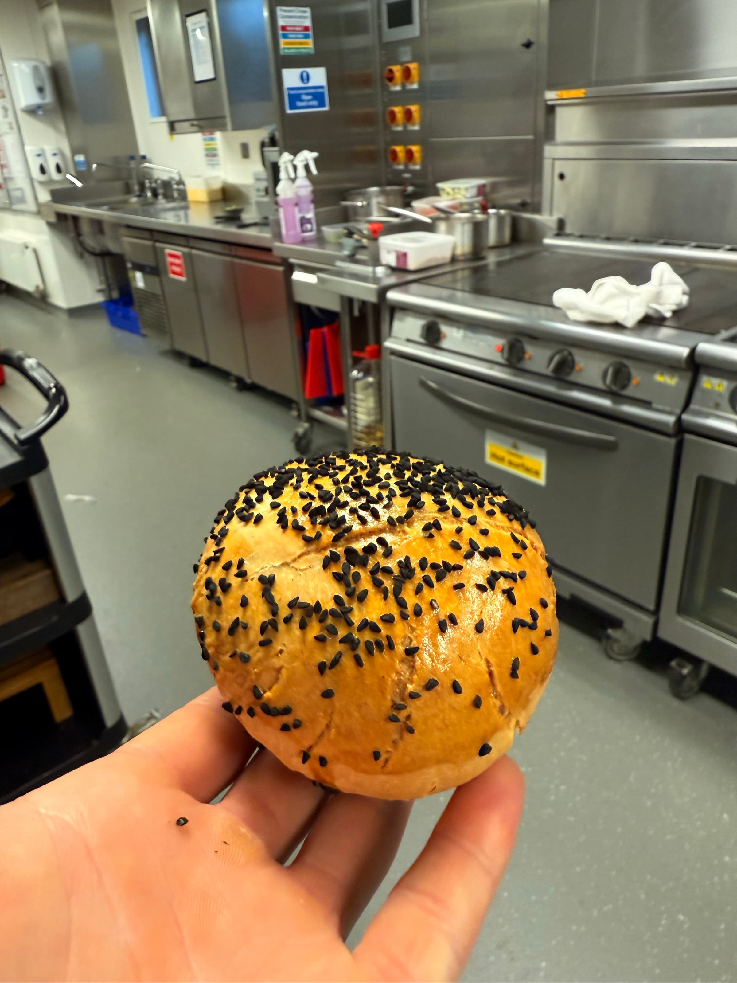 The Bun — nigella · glaze